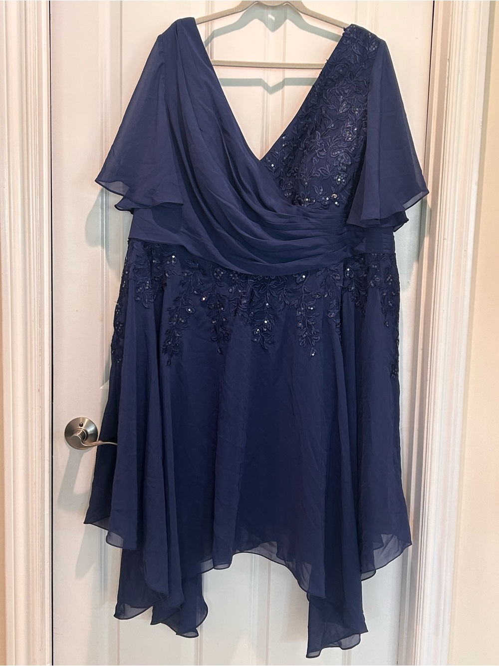 New JJ House Embroidered Chiffon Cocktail Dress Plus Size 24w Formal
